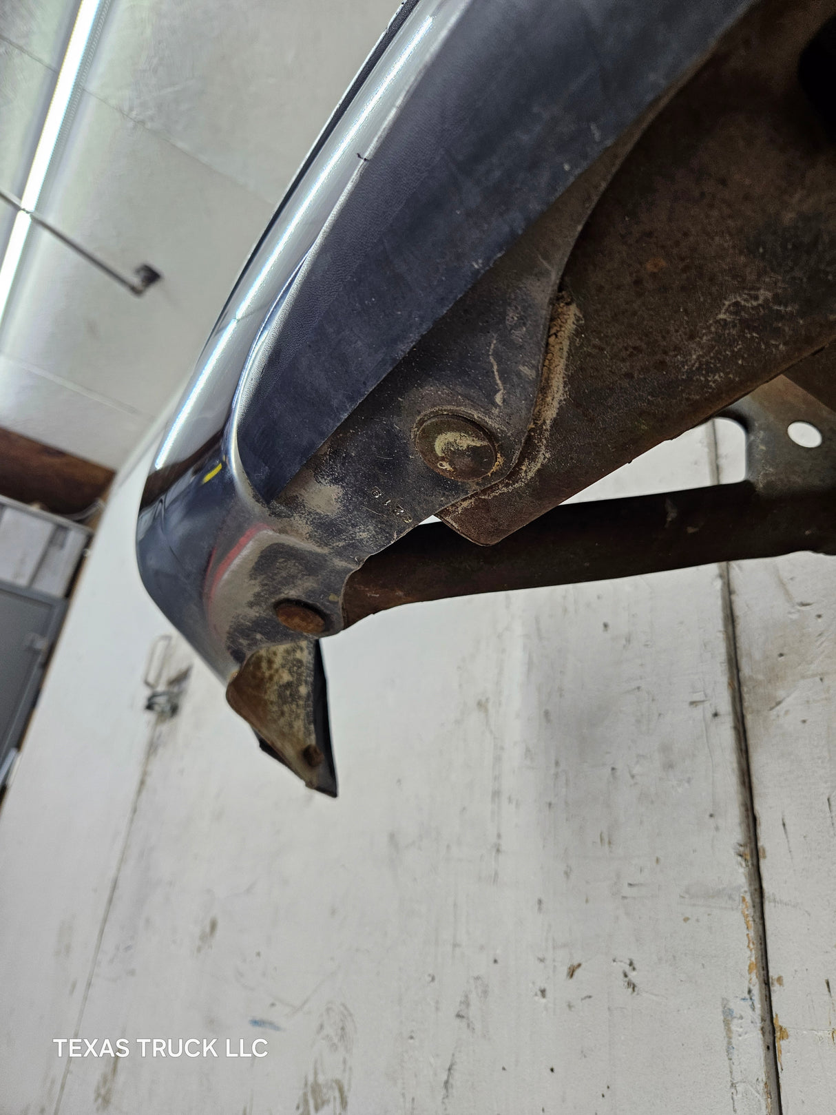 1999-2007 Chevrolet Silverado / GMC Sierra 1500 Rear Bumper