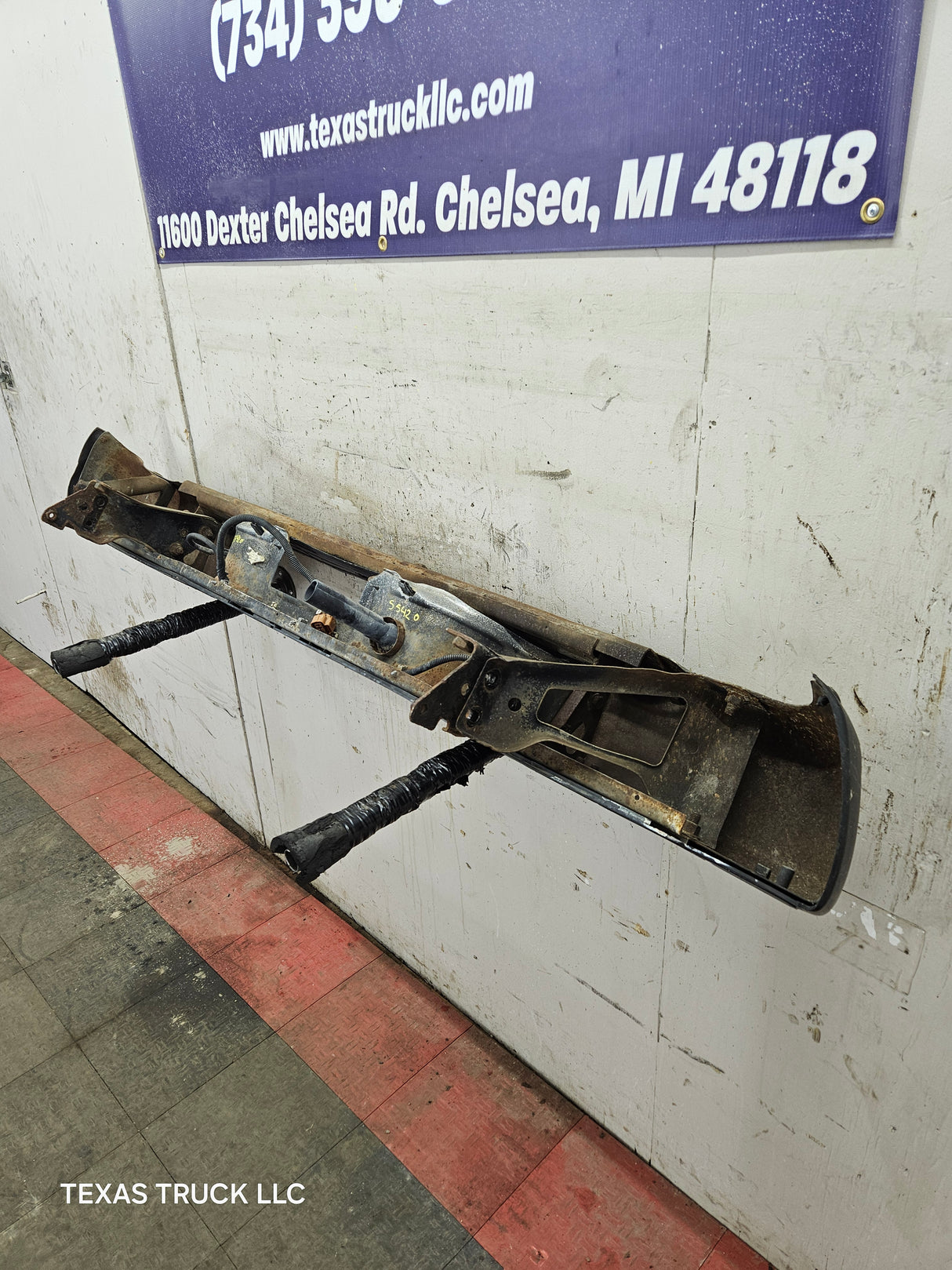 1999-2007 Chevrolet Silverado / GMC Sierra 1500 Rear Bumper