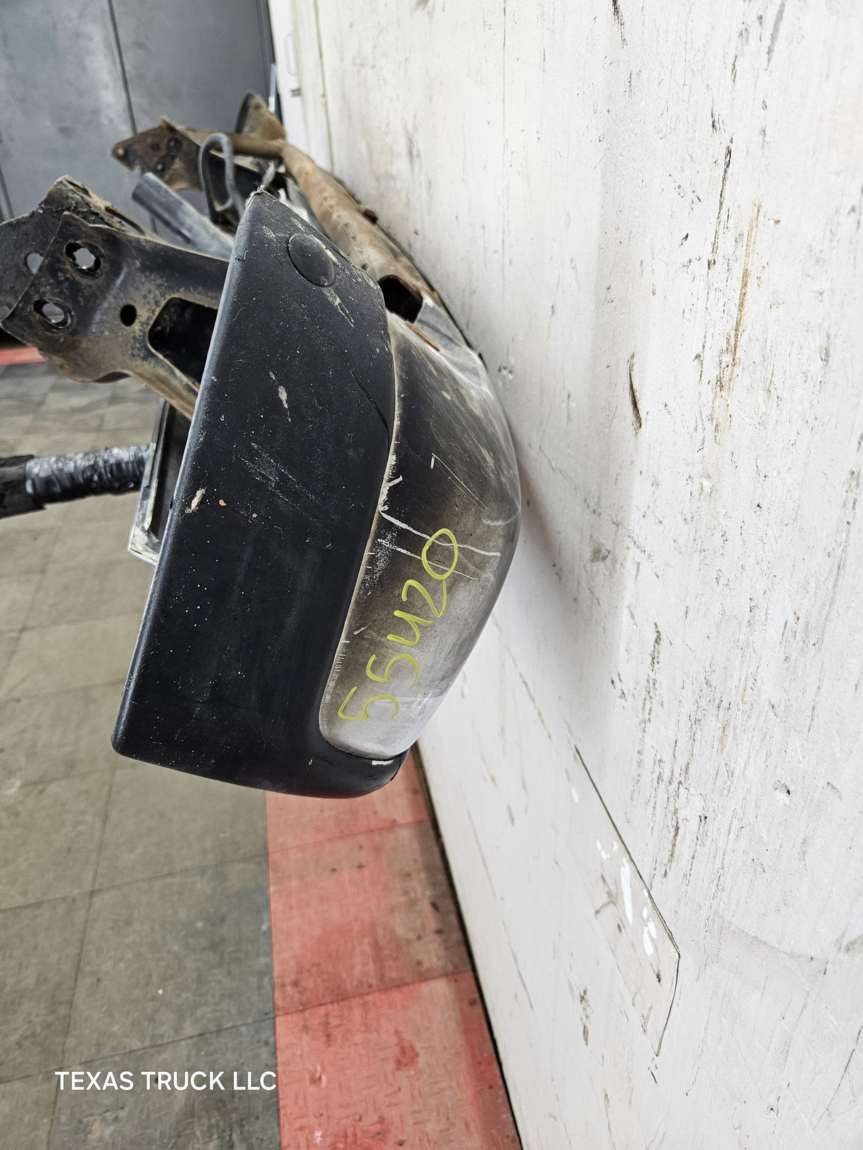 1999-2007 Chevrolet Silverado / GMC Sierra 1500 Rear Bumper