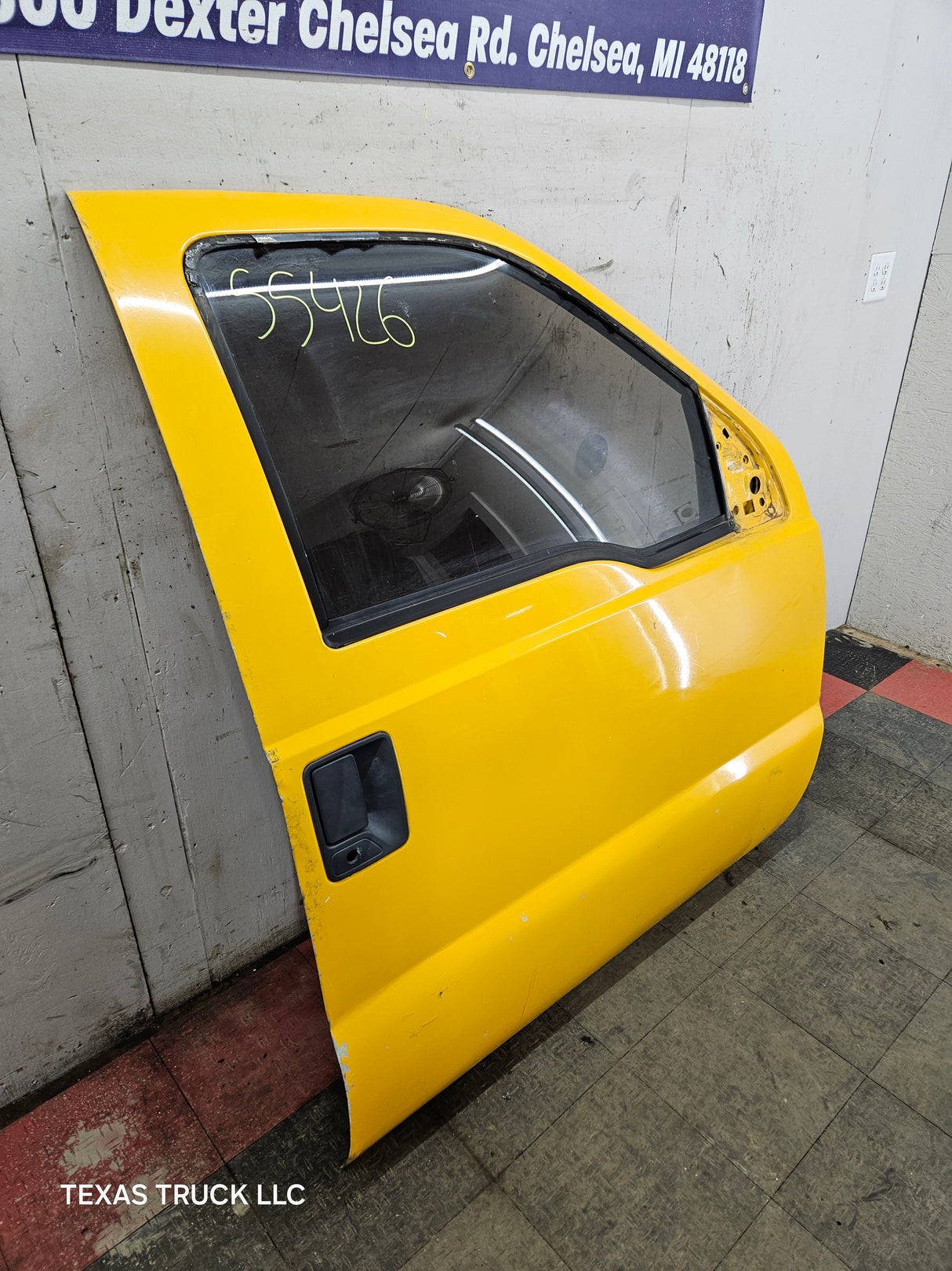 1999-2011 Ford Super Duty RH Front Passenger Side Door F250 F350 F450 F550