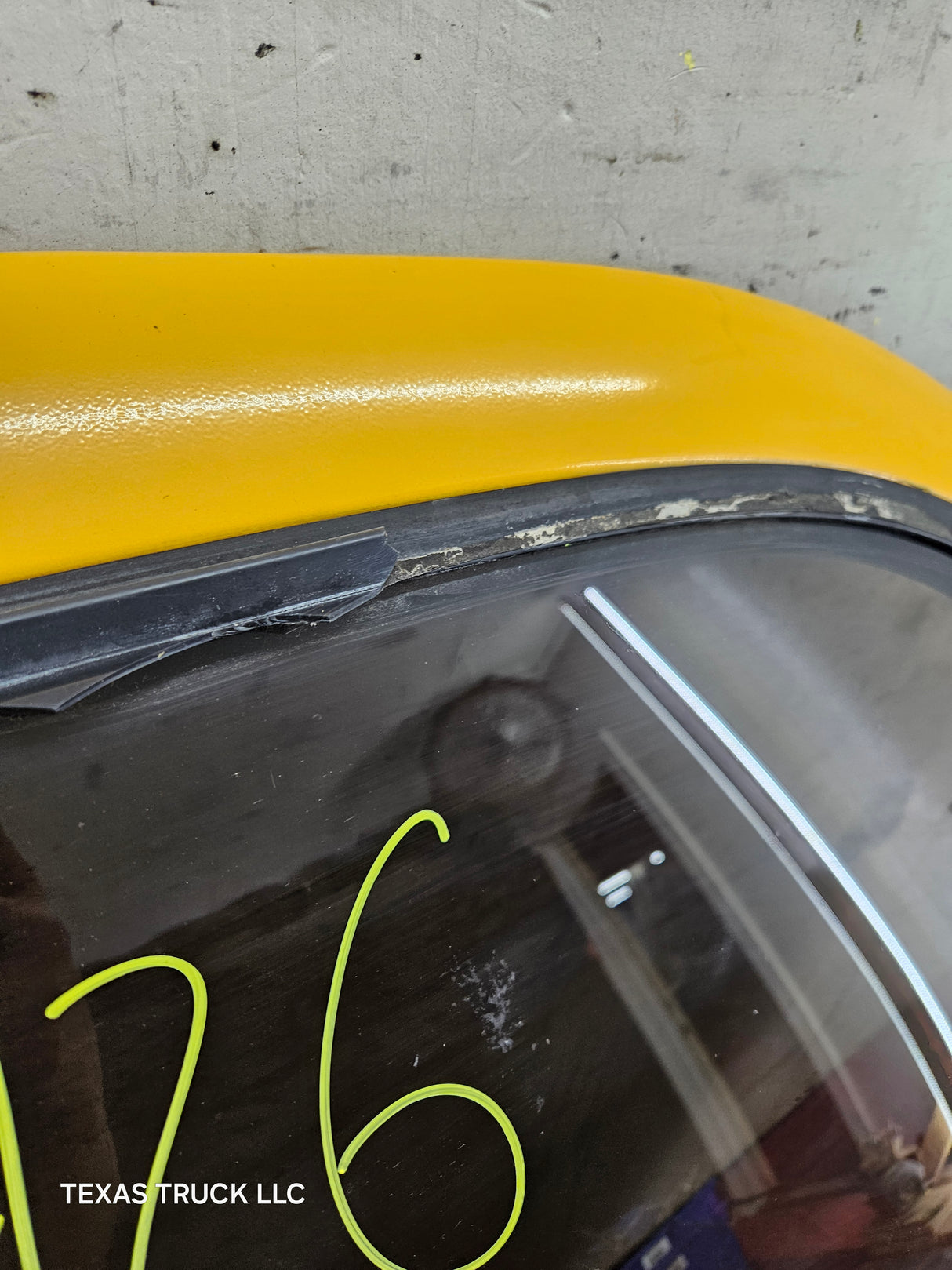 1999-2011 Ford Super Duty RH Front Passenger Side Door F250 F350 F450 F550