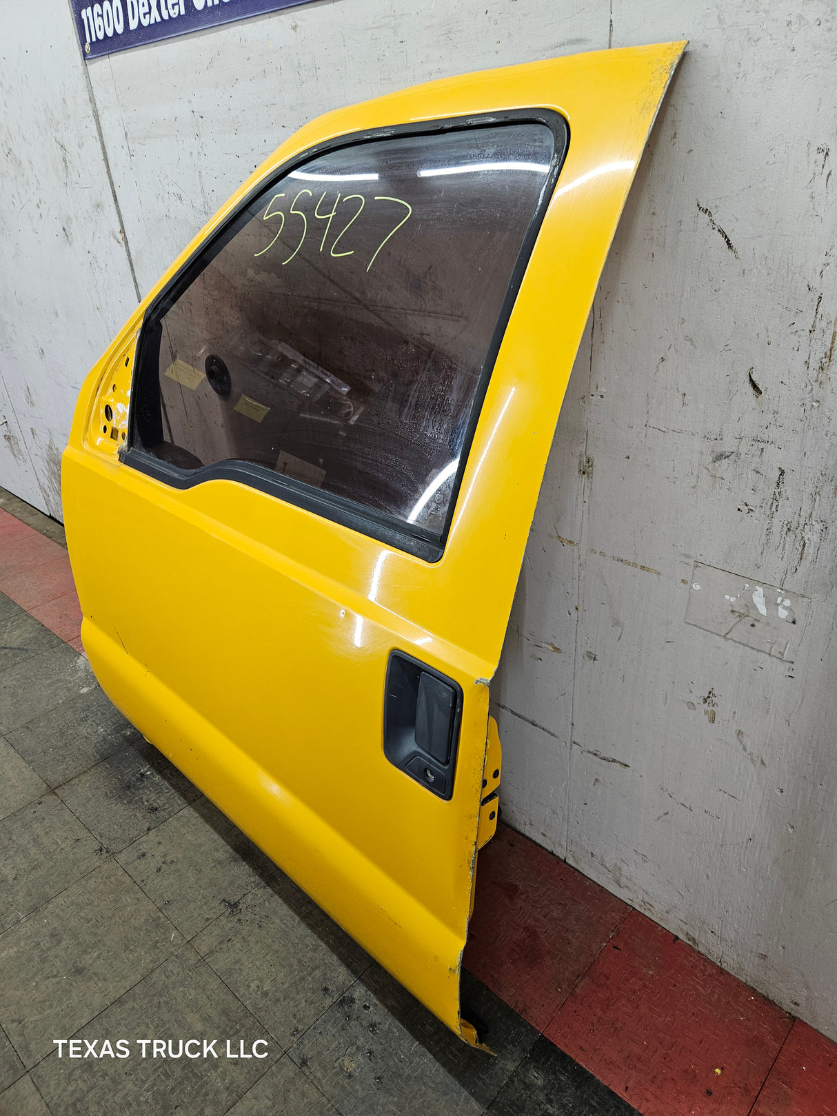 1999-2011 Ford Super Duty LH Front Driver Side Door F250 F350 F450 F550