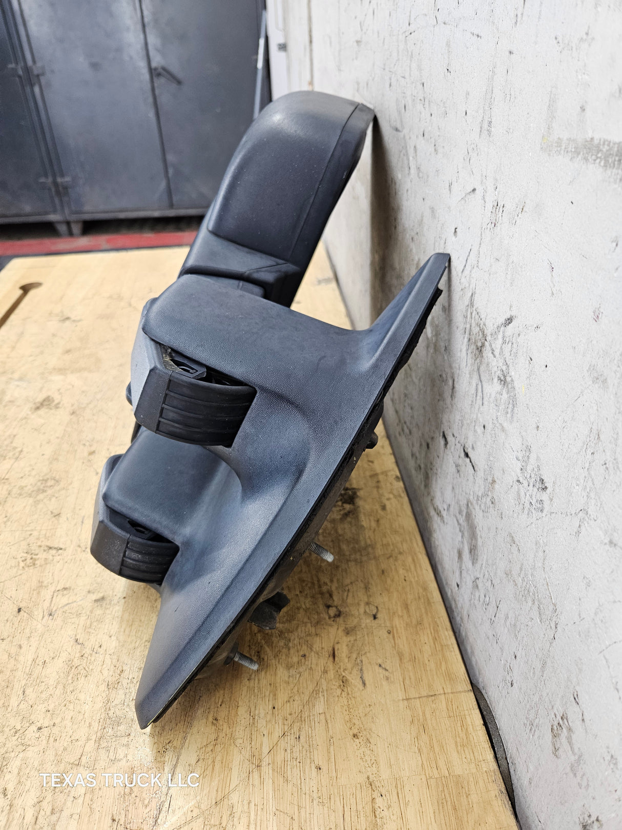 2008-2010 Ford Super Duty F250 F350 F450 F550 RH Passenger Side Manual Towing Mirror OEM