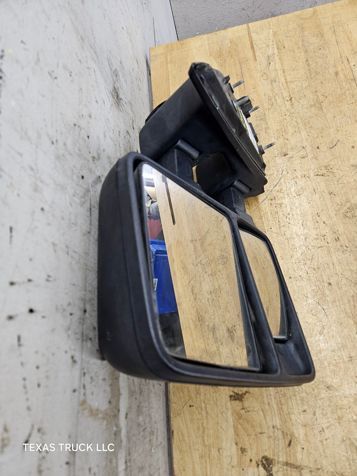 2008-2016 Ford Super Duty F250 F350 F450 F550 LH Driver Side Manual Towing Mirror OEM