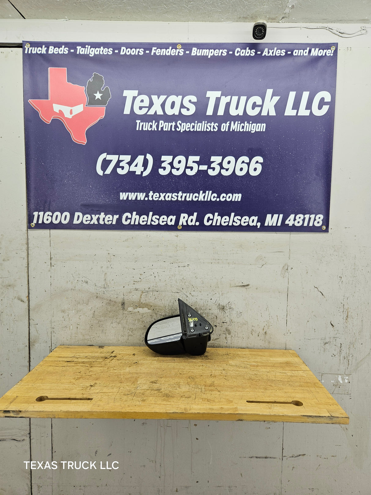 1999-2006 Chevrolet Silverado GMC Sierra 1500 2500 LH Driver Side Manual Mirror