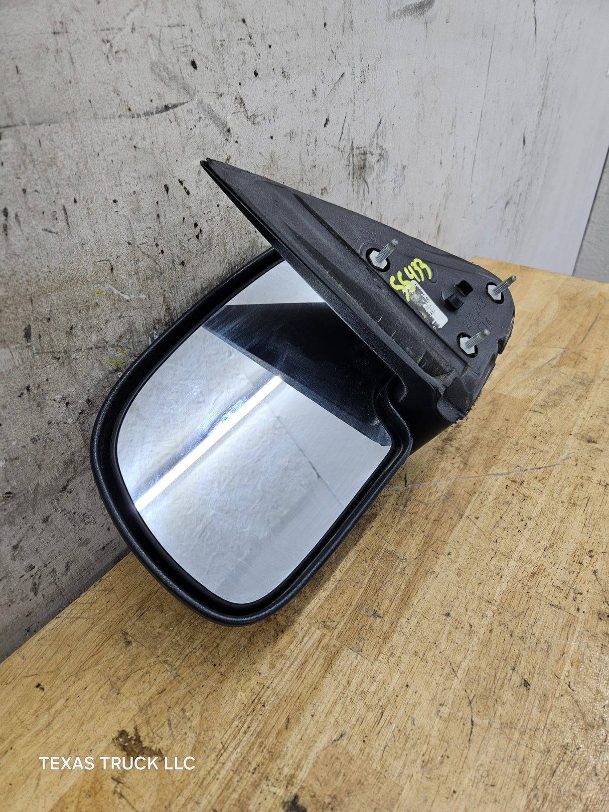1999-2006 Chevrolet Silverado GMC Sierra 1500 2500 LH Driver Side Manual Mirror
