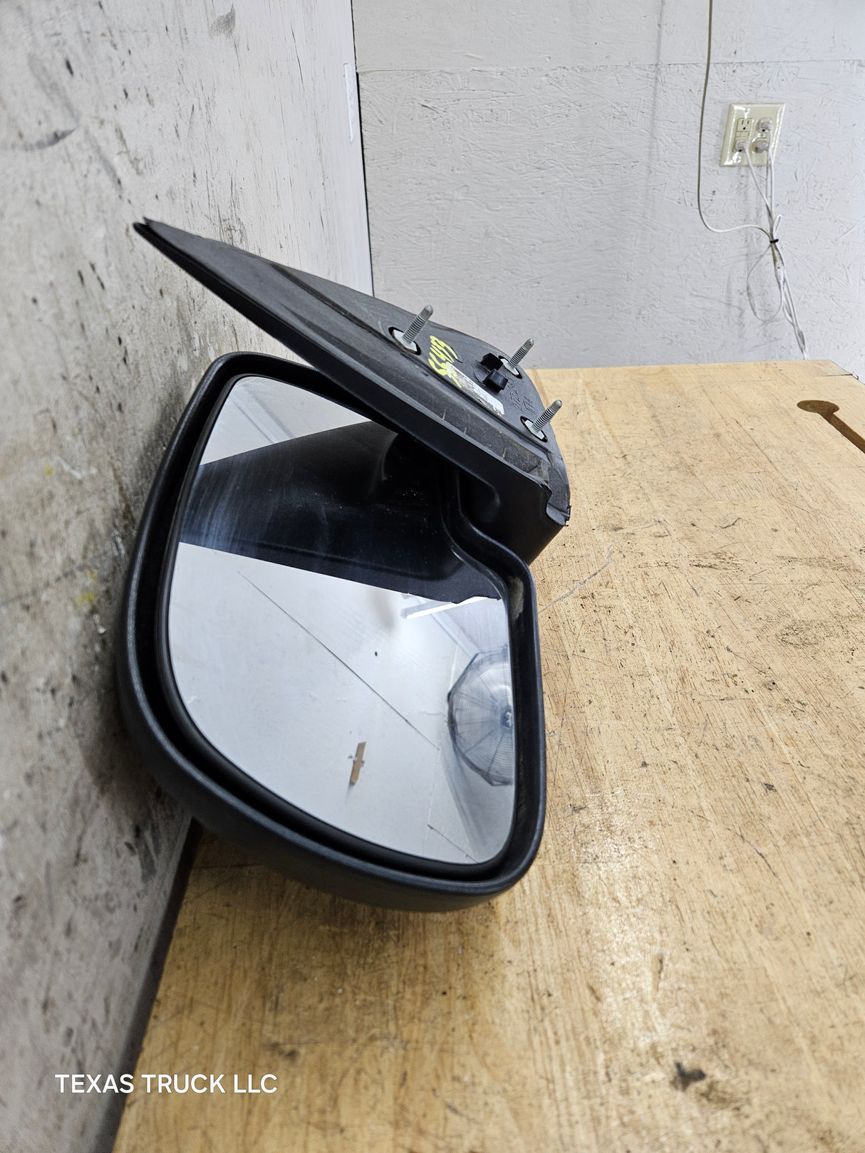 1999-2006 Chevrolet Silverado GMC Sierra 1500 2500 LH Driver Side Manual Mirror