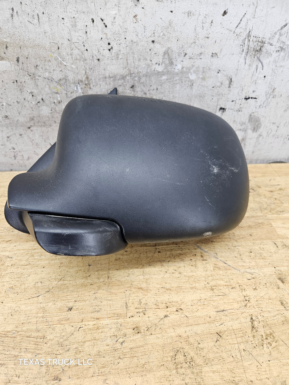 1999-2006 Chevrolet Silverado GMC Sierra 1500 2500 LH Driver Side Manual Mirror