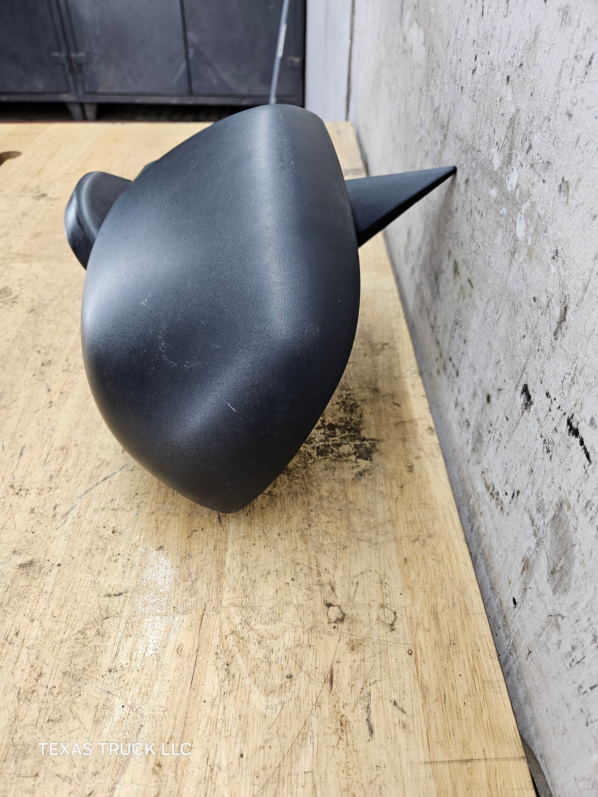 1999-2006 Chevrolet Silverado GMC Sierra 1500 2500 LH Driver Side Manual Mirror