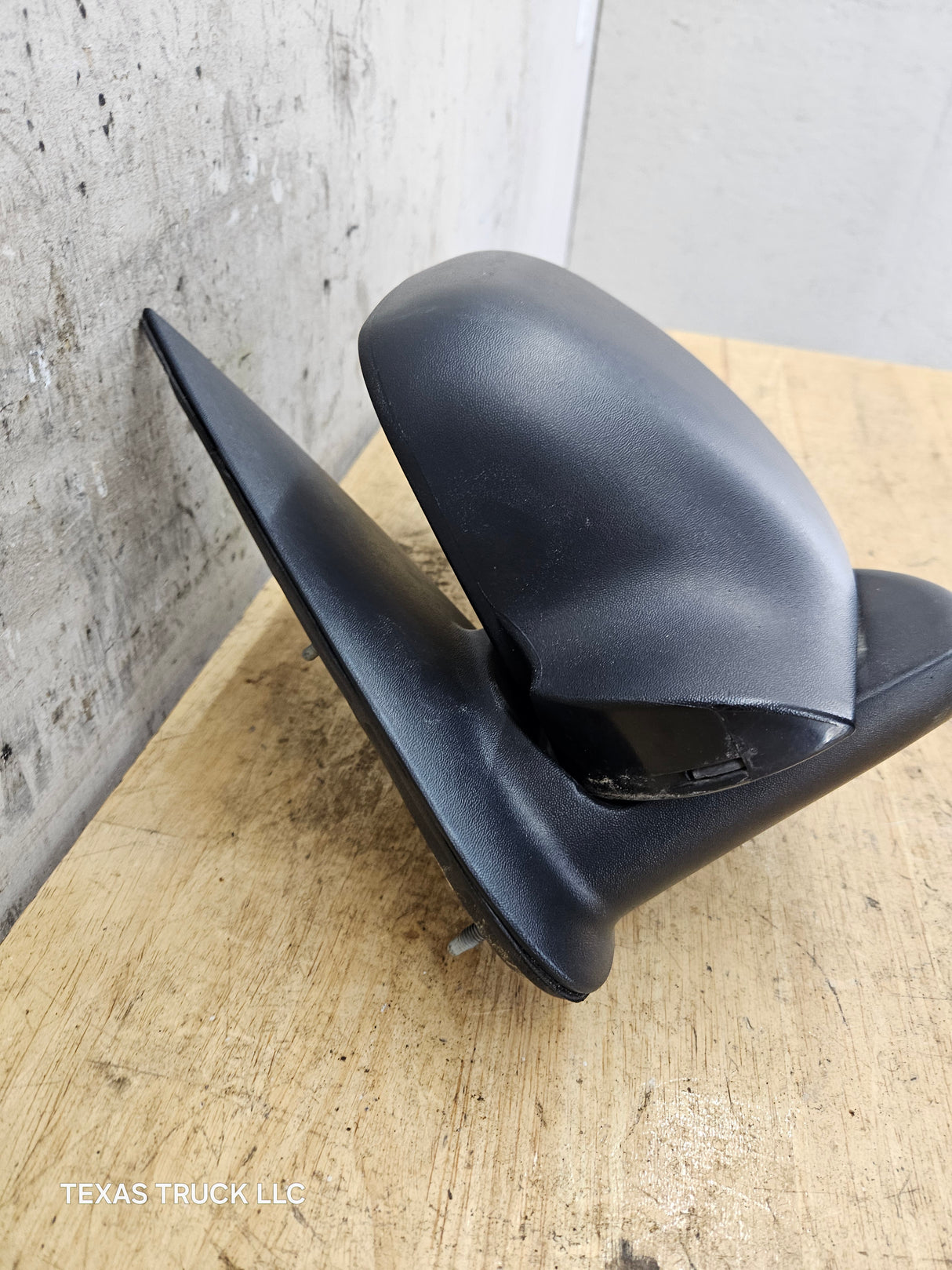 1999-2006 Chevrolet Silverado GMC Sierra 1500 2500 LH Driver Side Manual Mirror