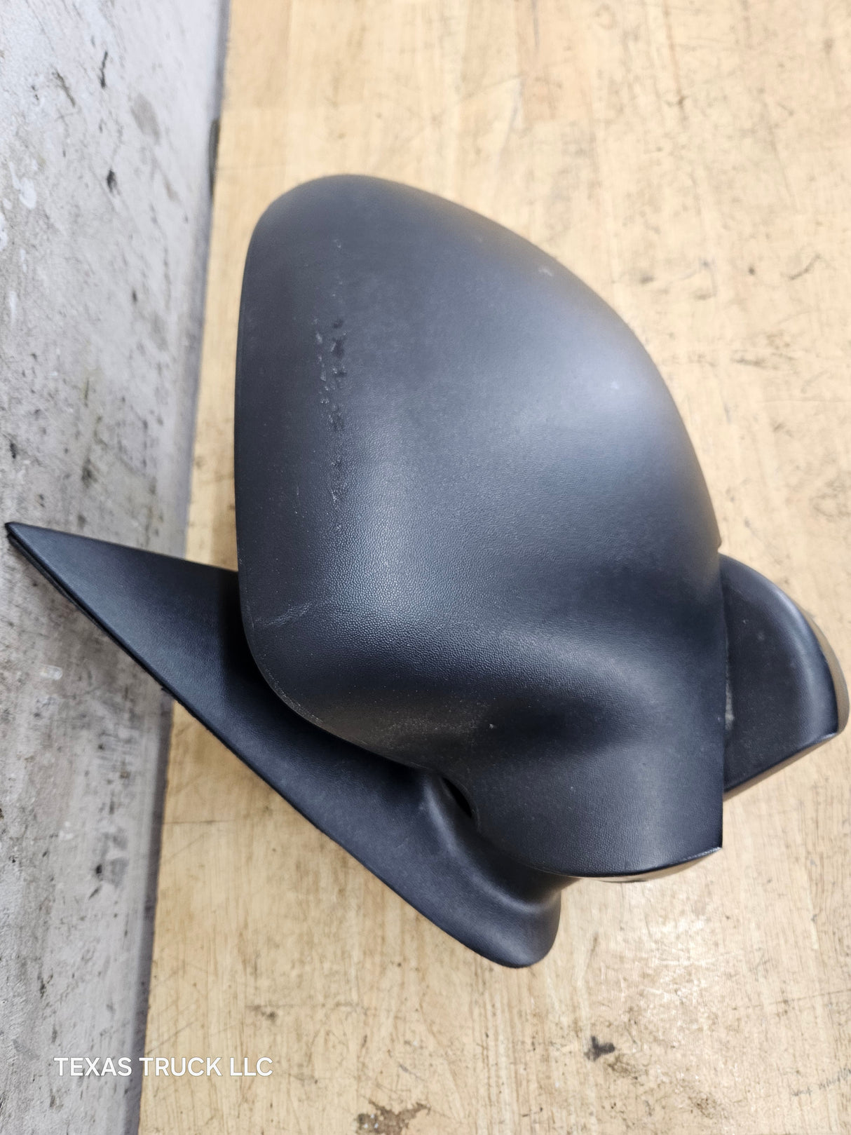 1999-2006 Chevrolet Silverado GMC Sierra 1500 2500 LH Driver Side Manual Mirror