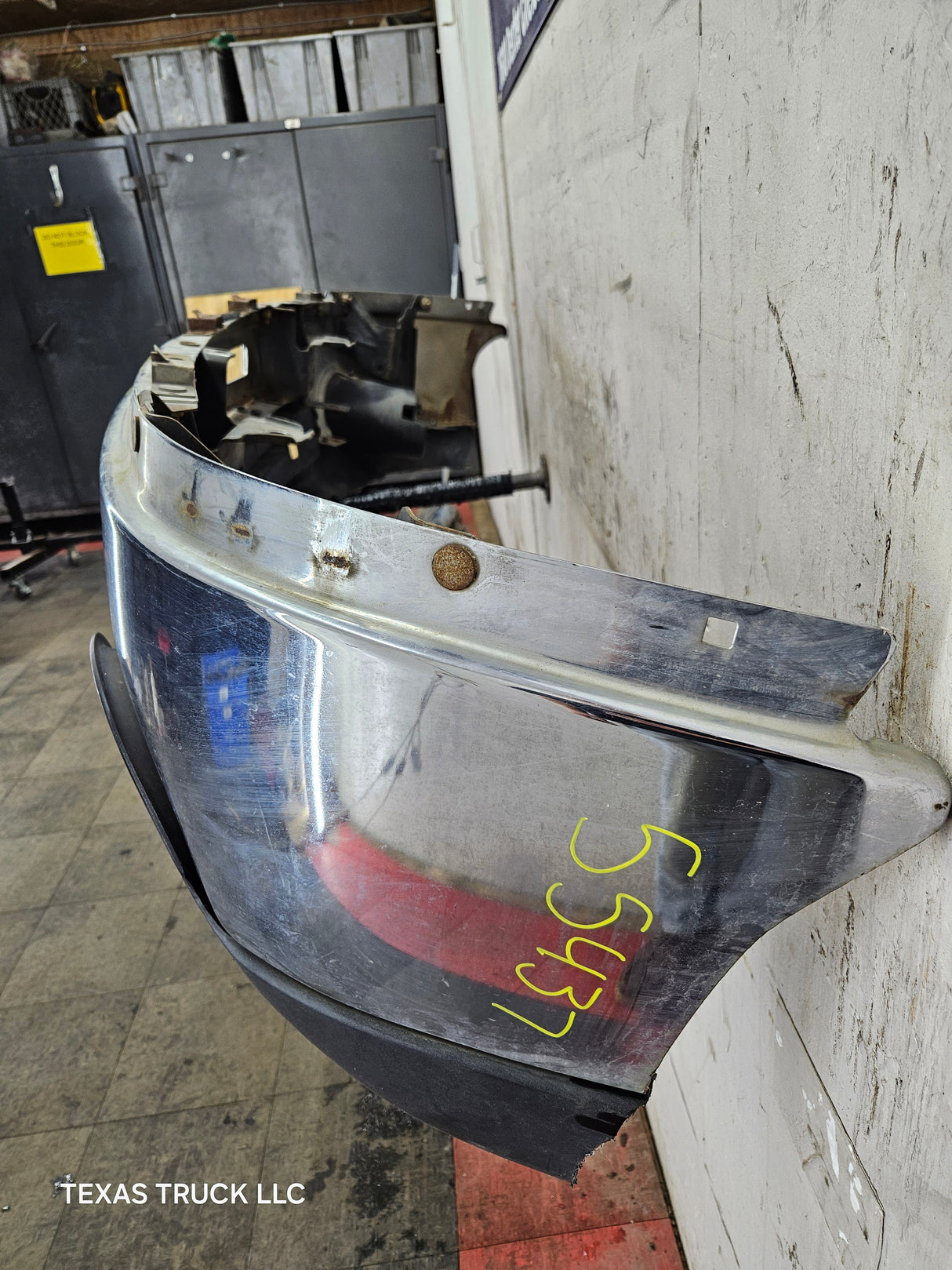 2007-2010 GMC Sierra 2500 3500 HD Front Bumper