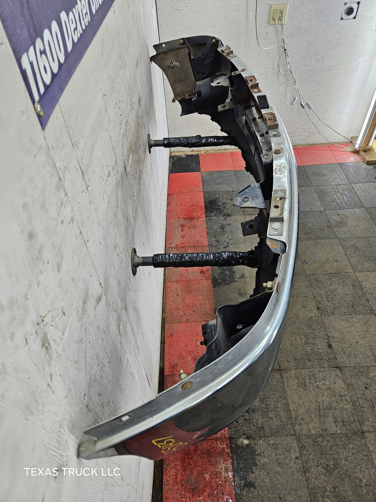 2007-2010 GMC Sierra 2500 3500 HD Front Bumper