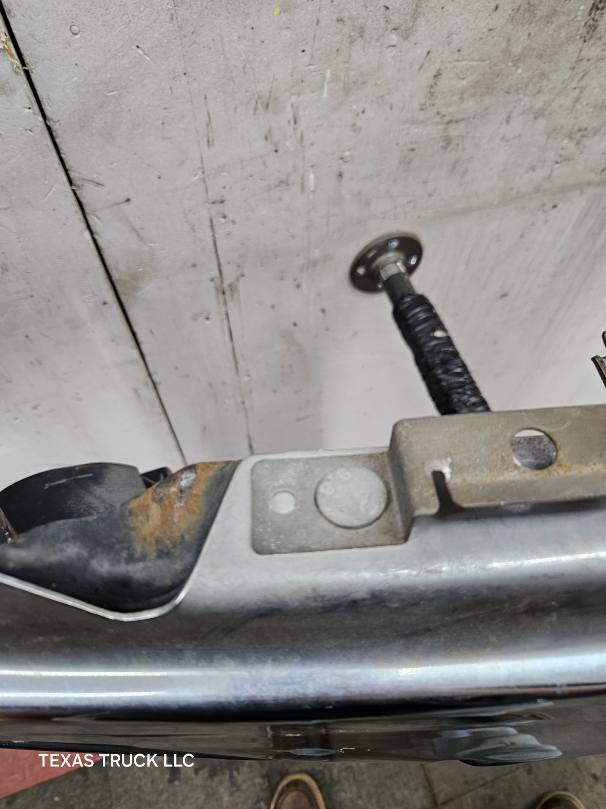 2007-2010 GMC Sierra 2500 3500 HD Front Bumper