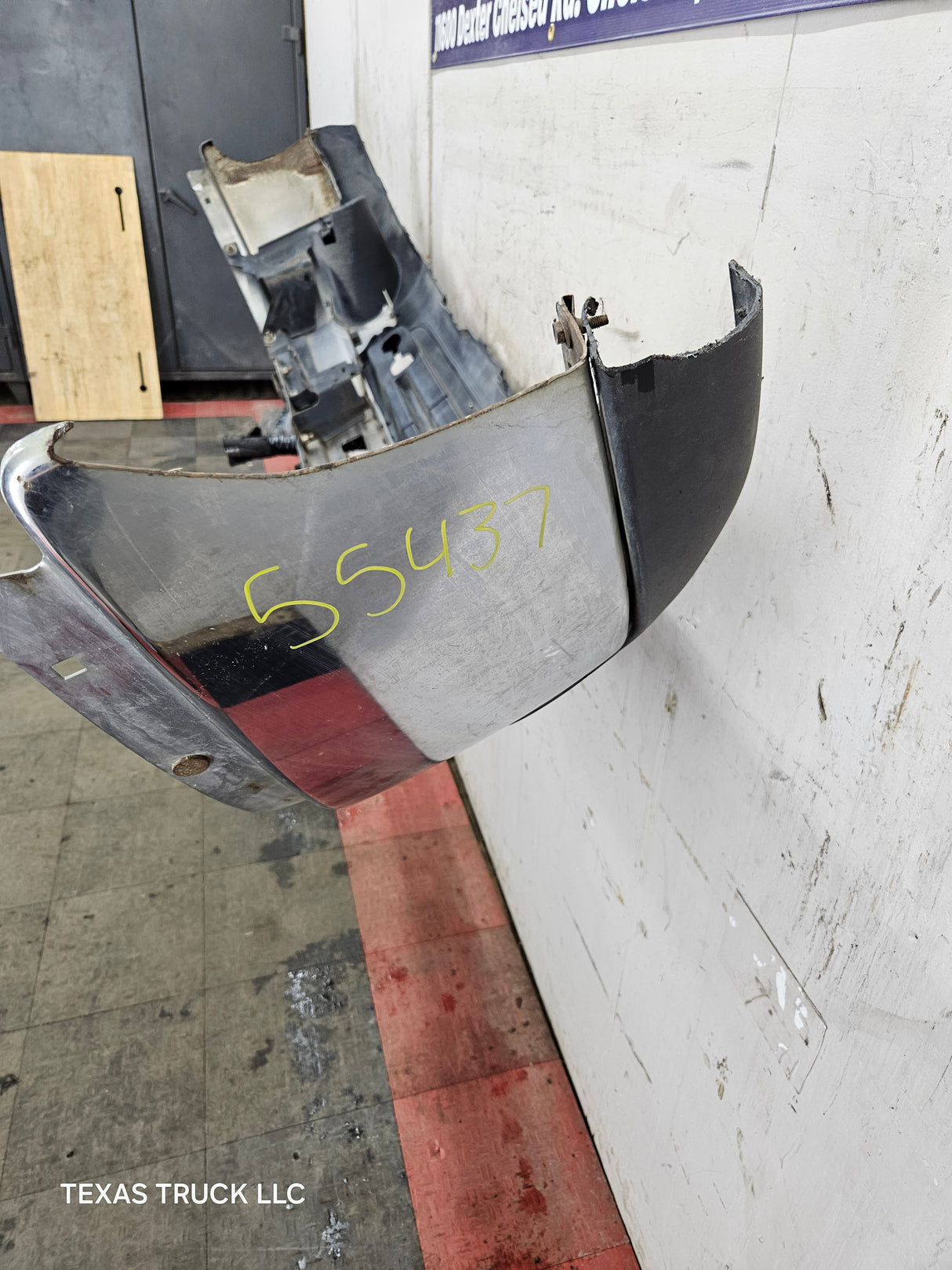 2007-2010 GMC Sierra 2500 3500 HD Front Bumper