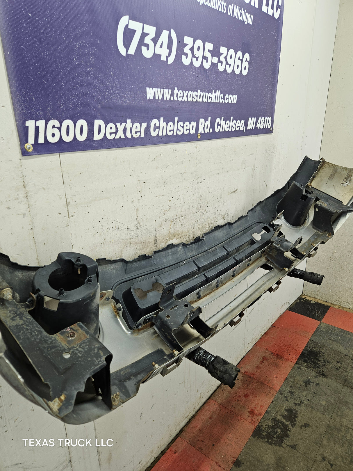 2007-2010 GMC Sierra 2500 3500 HD Front Bumper