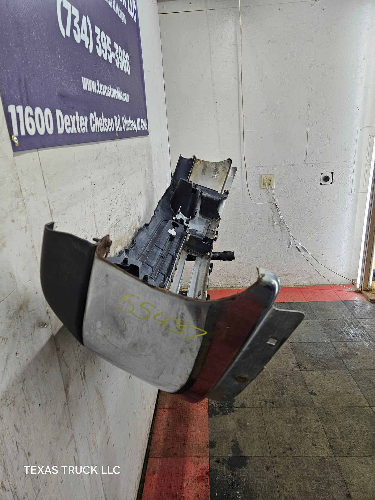 2007-2010 GMC Sierra 2500 3500 HD Front Bumper