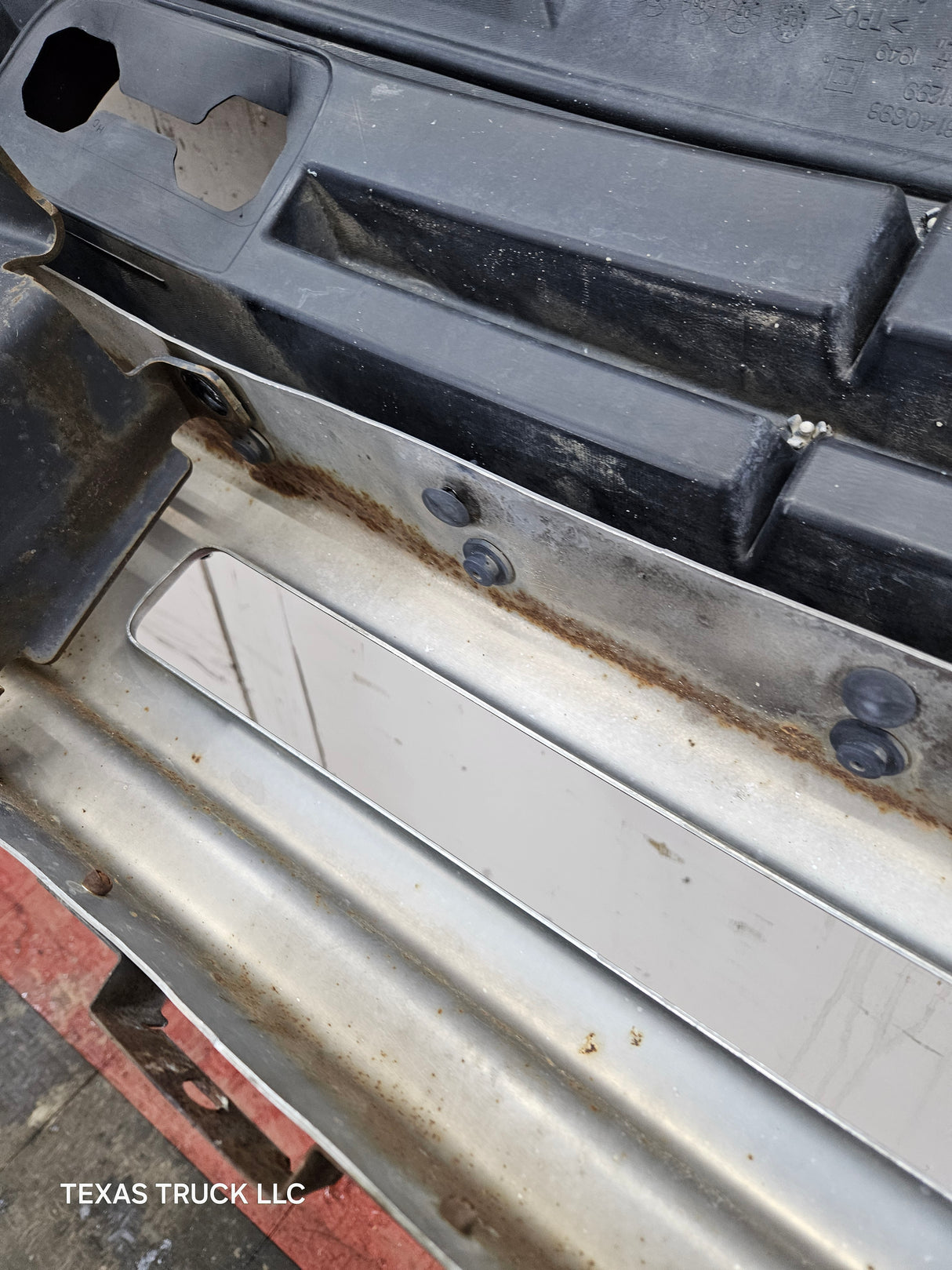 2007-2010 GMC Sierra 2500 3500 HD Front Bumper