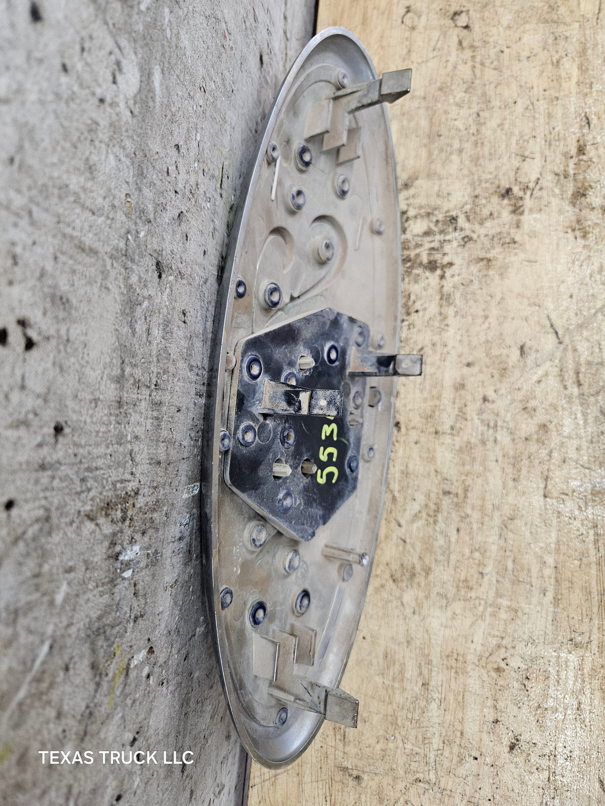 2011-2016 Ford Super Duty Ford grill emblem F250 F350 F450 F550