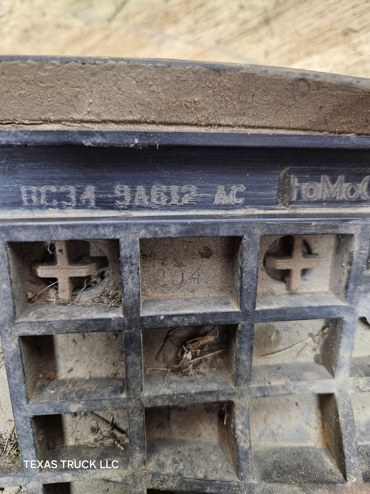 2011-2016 Ford F250 F350 Super Duty 6.7L Air Filter Housing Box Air Cleaner Lower Half BC3A-9A612-AC