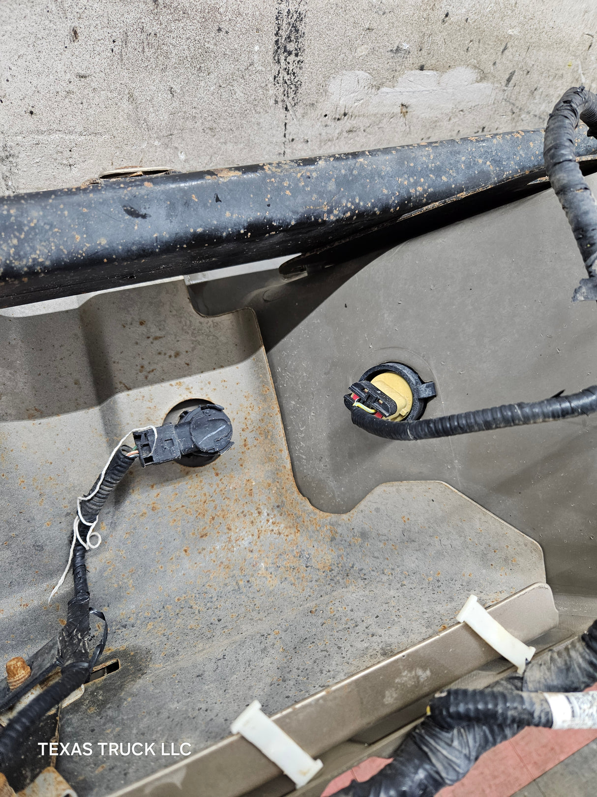 2008-2016 Ford Super Duty F250 F350 F450 F550 Rear Bumper