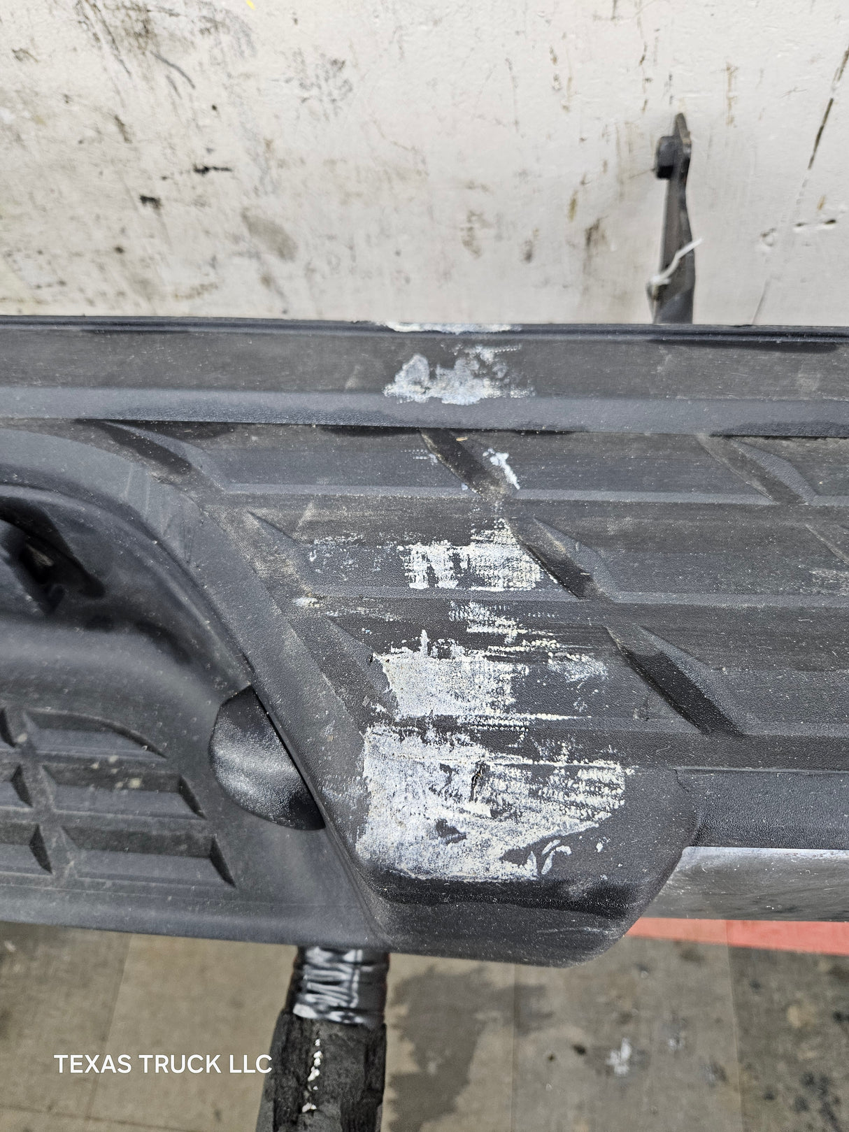 2011-2014 Chevrolet Silverado / GMC Sierra 1500 Rear Bumper