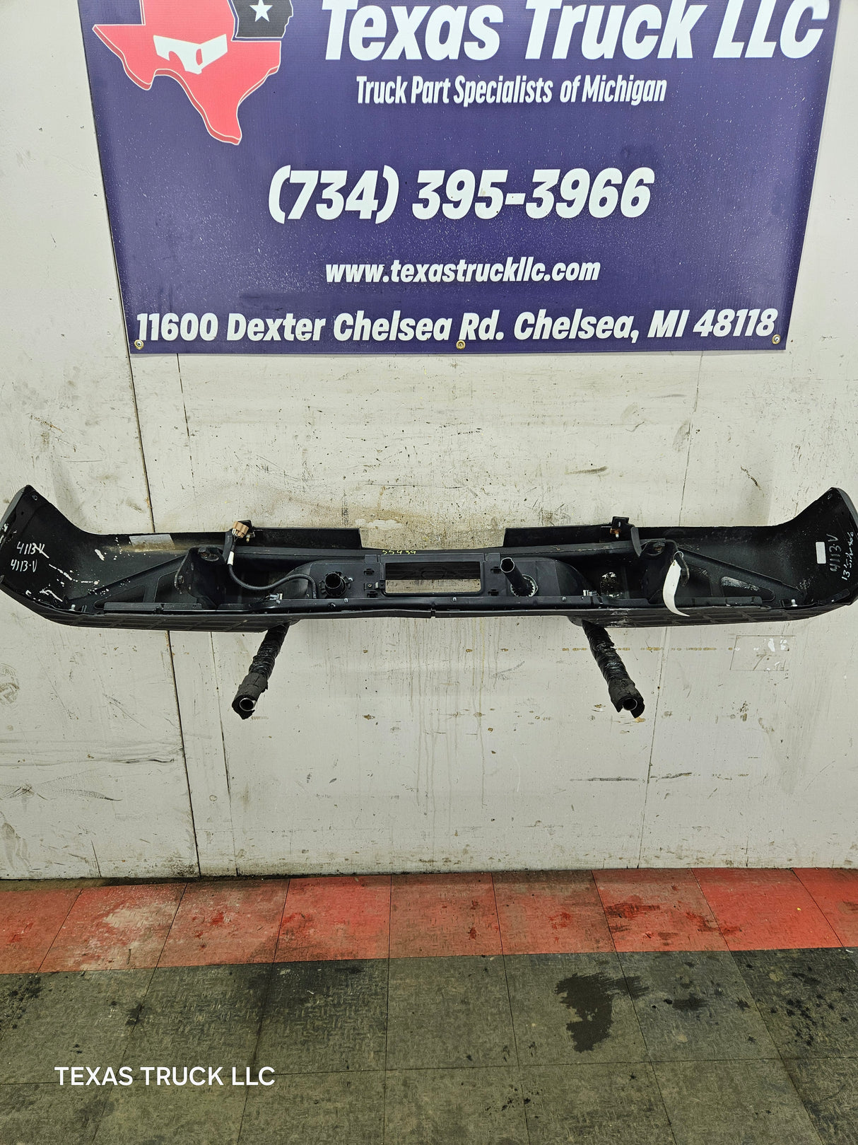 2011-2014 Chevrolet Silverado / GMC Sierra 1500 Rear Bumper