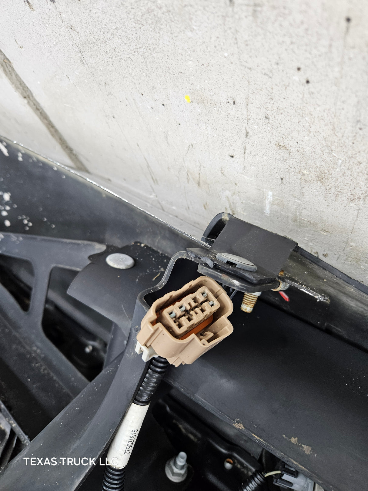 2011-2014 Chevrolet Silverado / GMC Sierra 1500 Rear Bumper