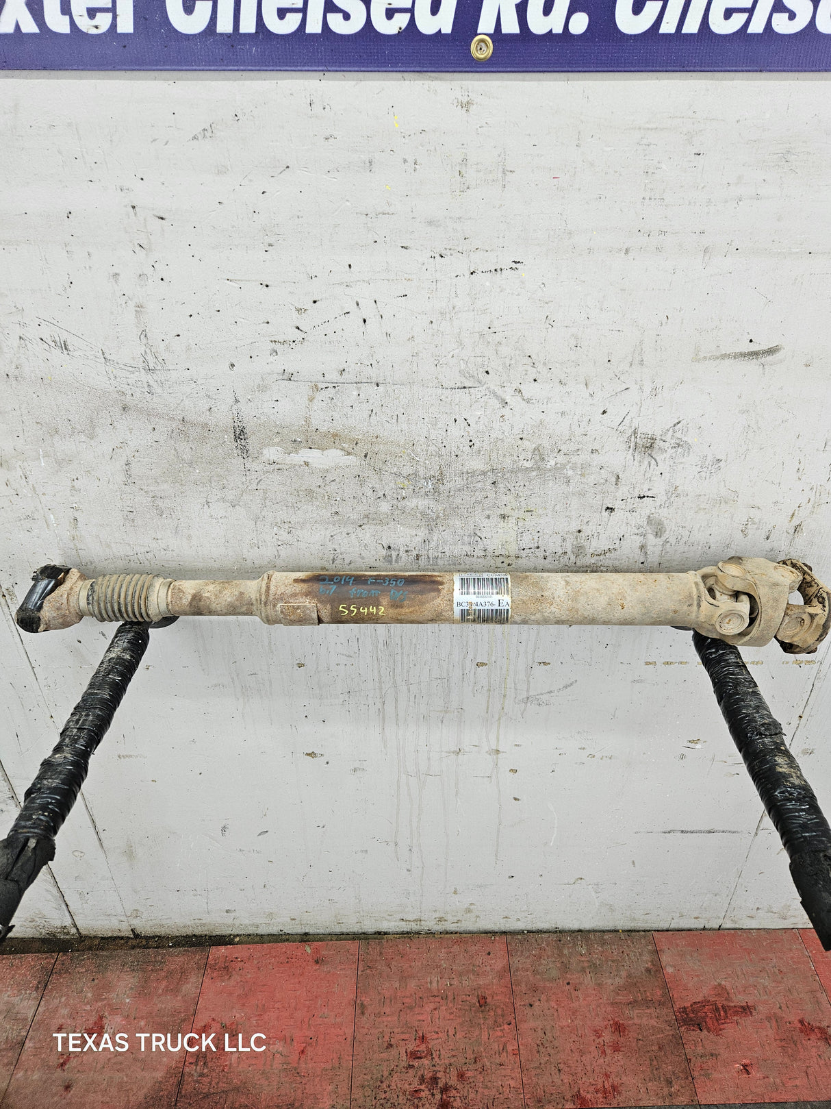 2011-2016 Ford F250 F350 F450 F550 Super Duty Front Drive Shaft BC34-4A376-EA
