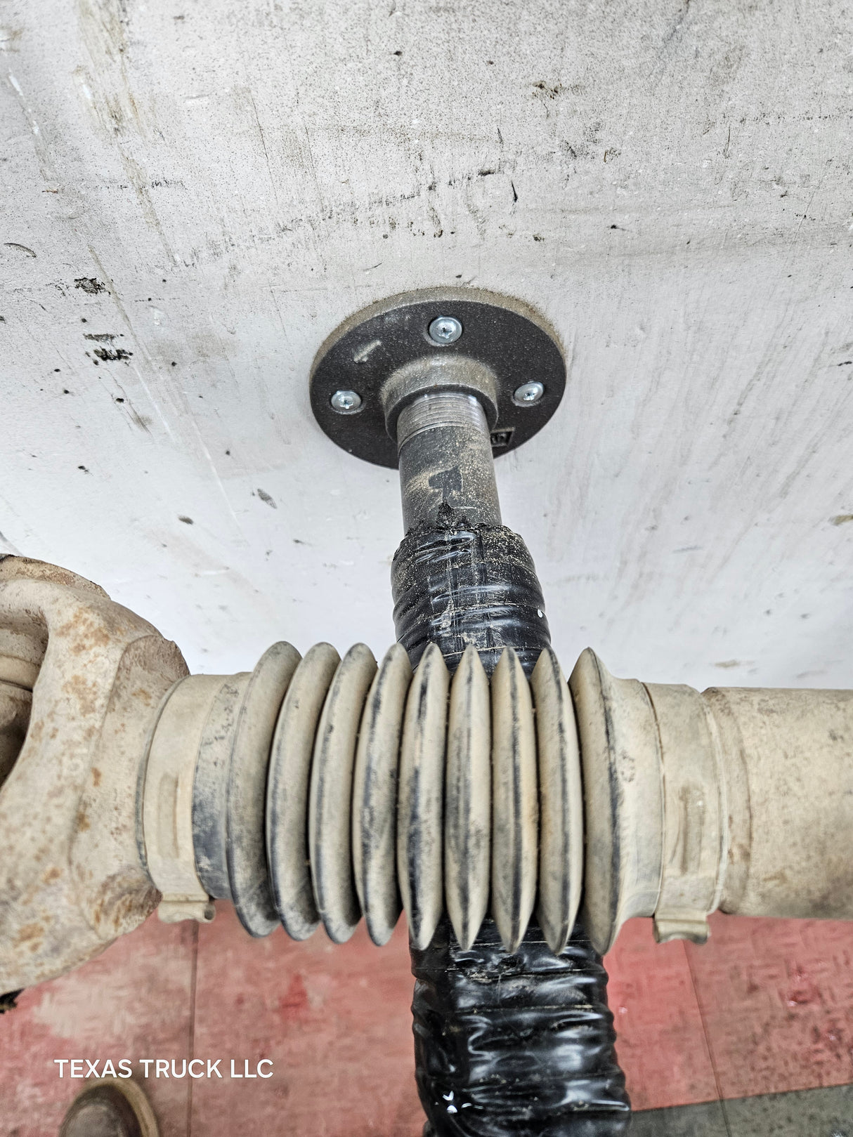 2011-2016 Ford F250 F350 F450 F550 Super Duty Front Drive Shaft BC34-4A376-EA