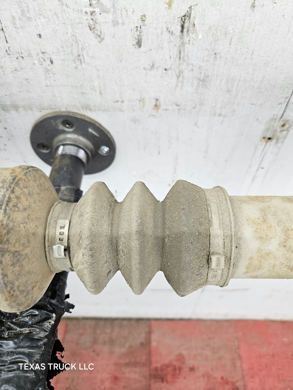 2011-2016 Ford F250 F350 F450 F550 Super Duty Front Drive Shaft BC34-4A376-EA