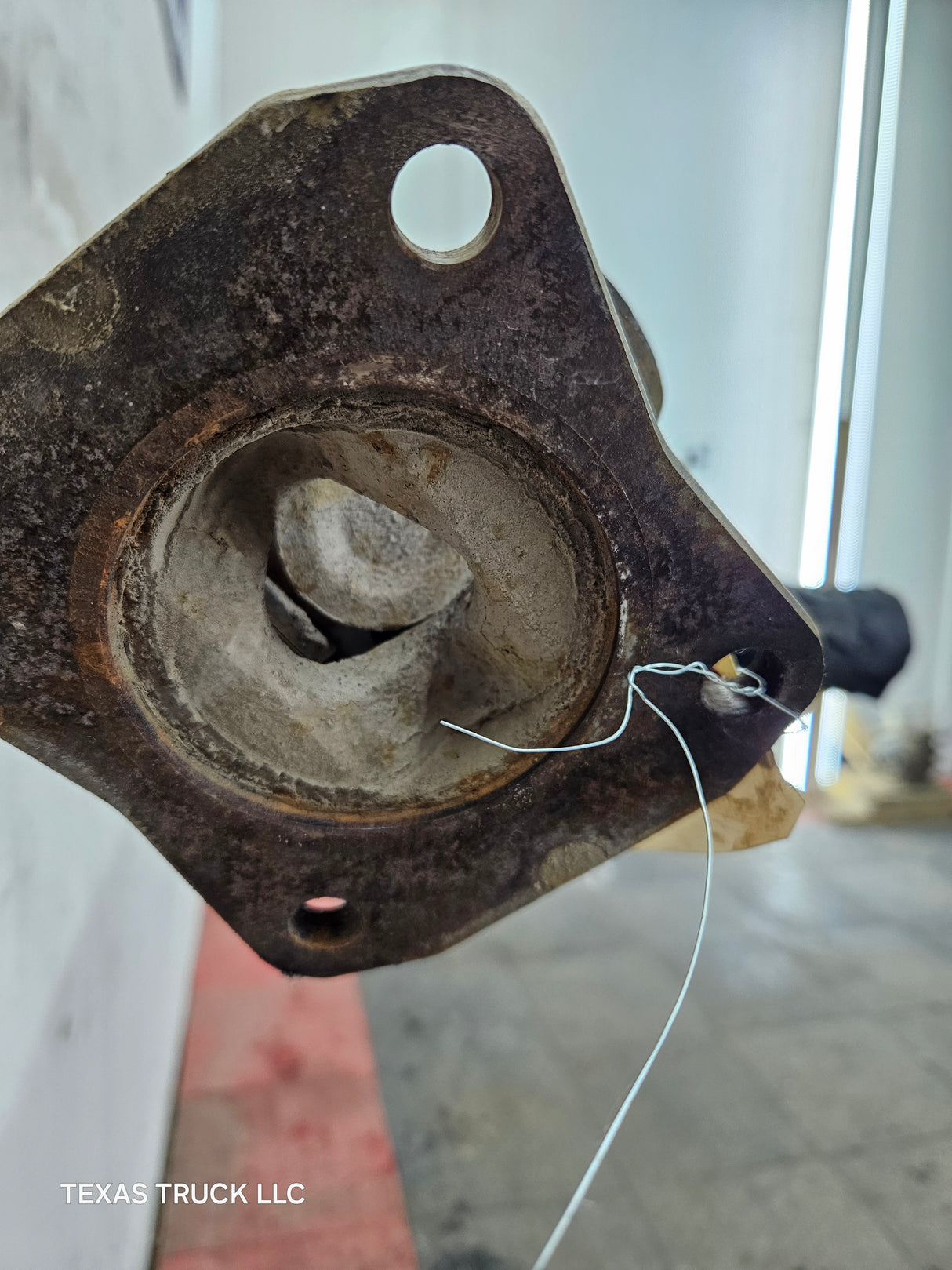 2011-2016 Ford F250 F350 F450 F550 Super Duty Front Drive Shaft BC34-4A376-EA