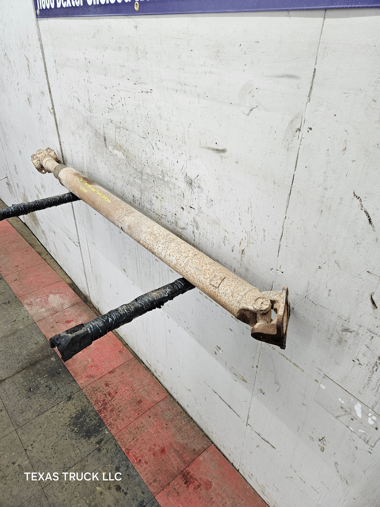 2003-2010 Ford F250 F350 F450 F550 Super Duty Front Drive Shaft 5C34-4A376-DF