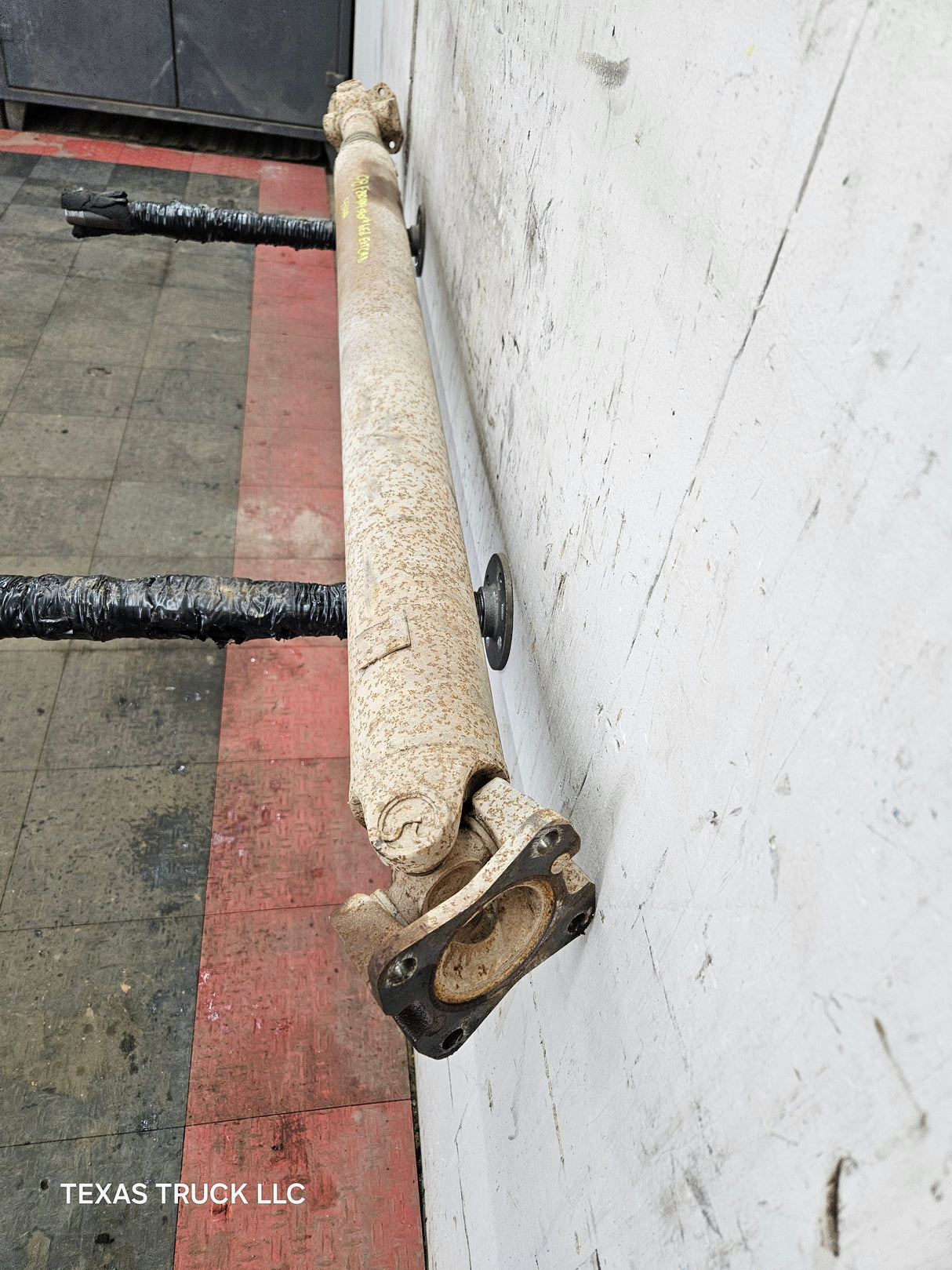 2003-2010 Ford F250 F350 F450 F550 Super Duty Front Drive Shaft 5C34-4A376-DF