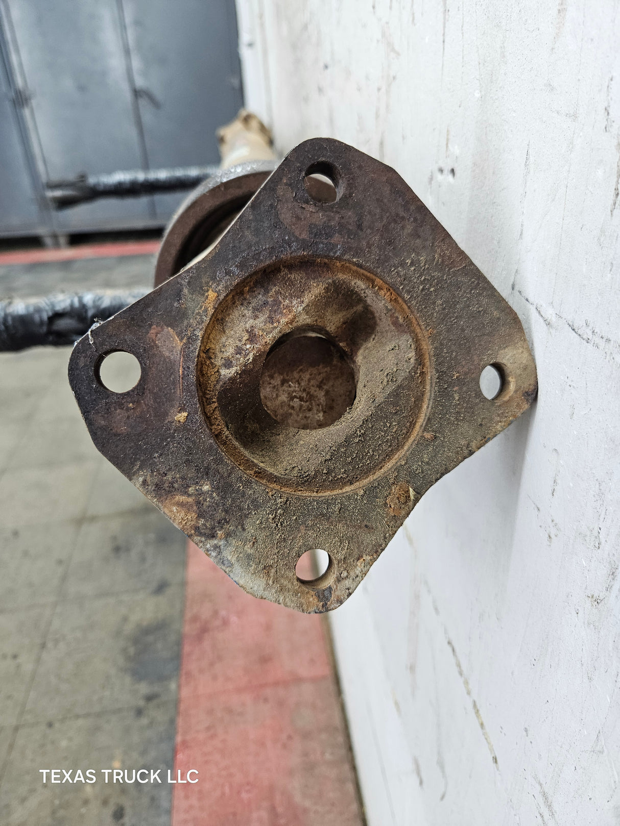 2011-2016 Ford F250 F350 F450 F550 Super Duty Front Drive Shaft BC34-4A376-EA