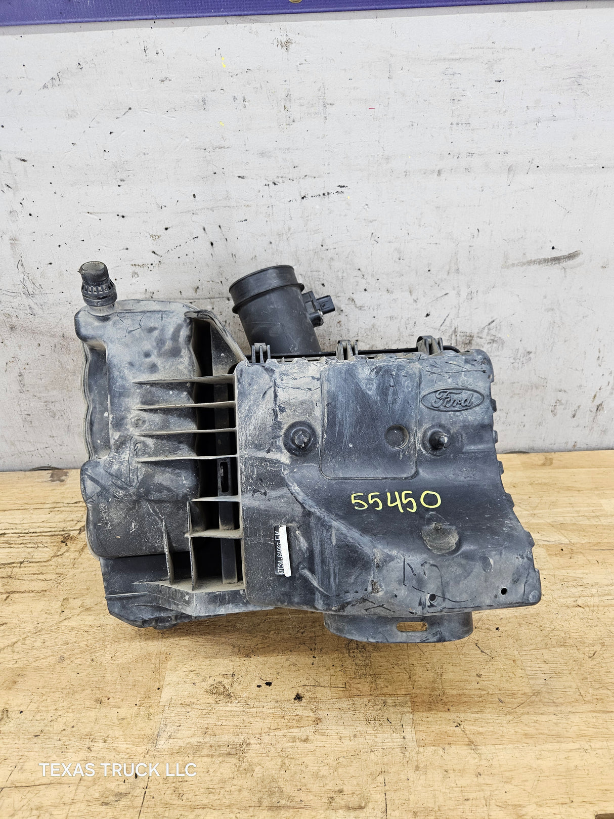 2008-2010 Ford F250 F350 Super Duty 5.4 V8 OEM Air Intake Tube Duct Assembly