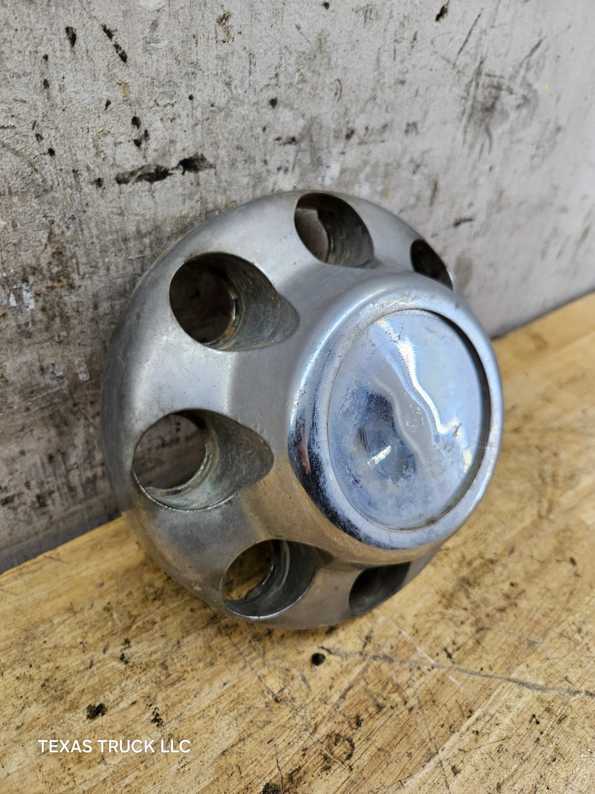 2011-2019 Chevrolet Silverado 2500 3500 Single Rear Wheel Center Hub Cap Lug Cover