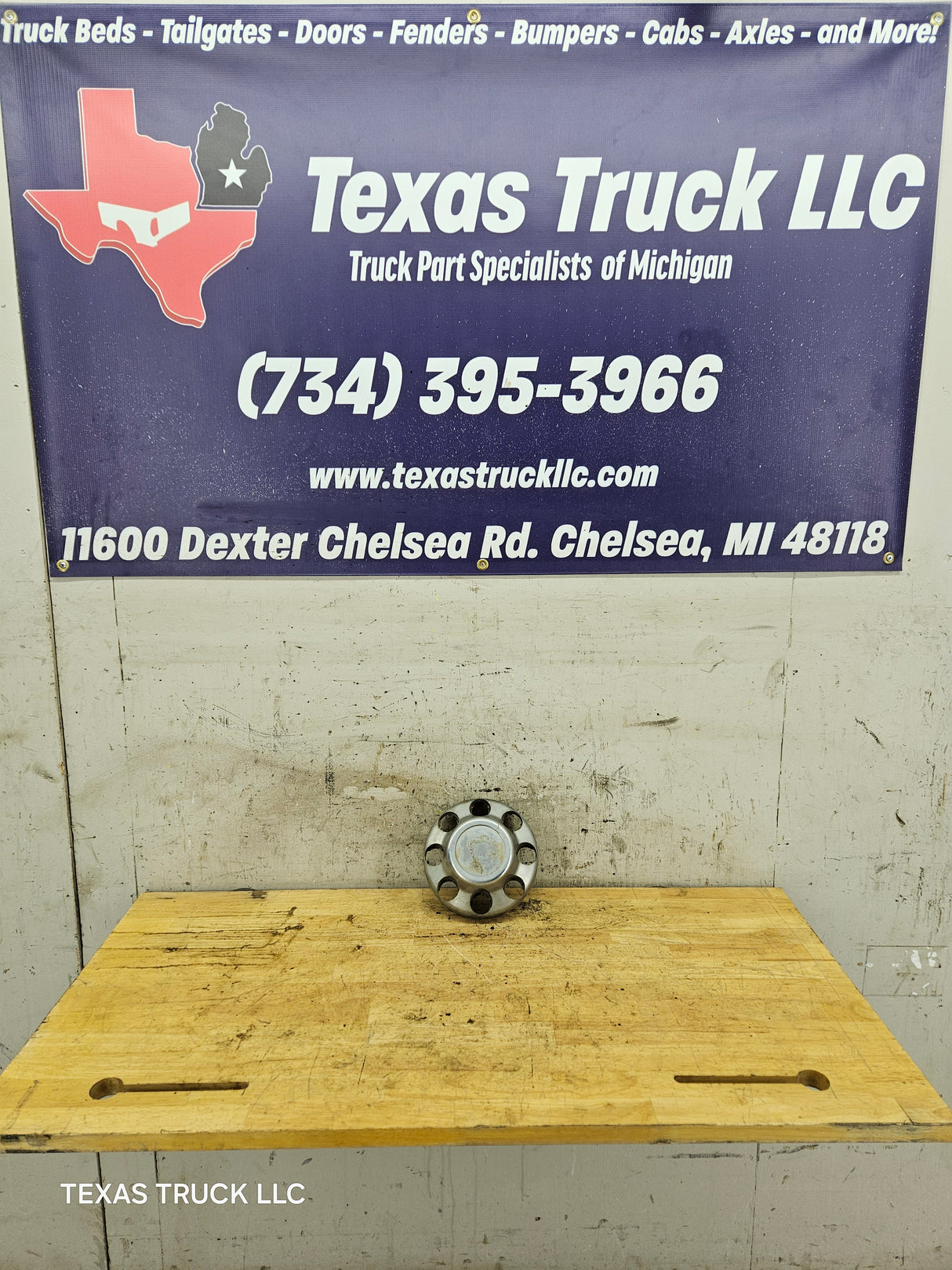 2011-2019 Chevrolet Silverado 2500 3500 Single Rear Wheel Center Hub Cap Lug Cover