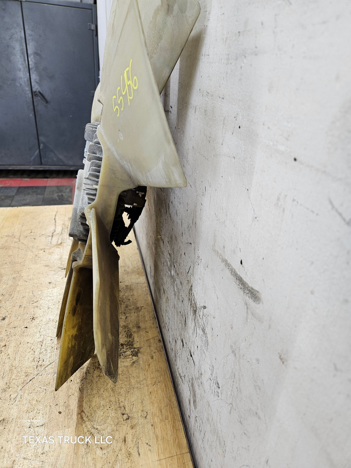 2011-2016 6.7L Power Stroke Cooling Fan & Clutch BC34-8600-CB Ford Super Duty F250 F350 F450 F550