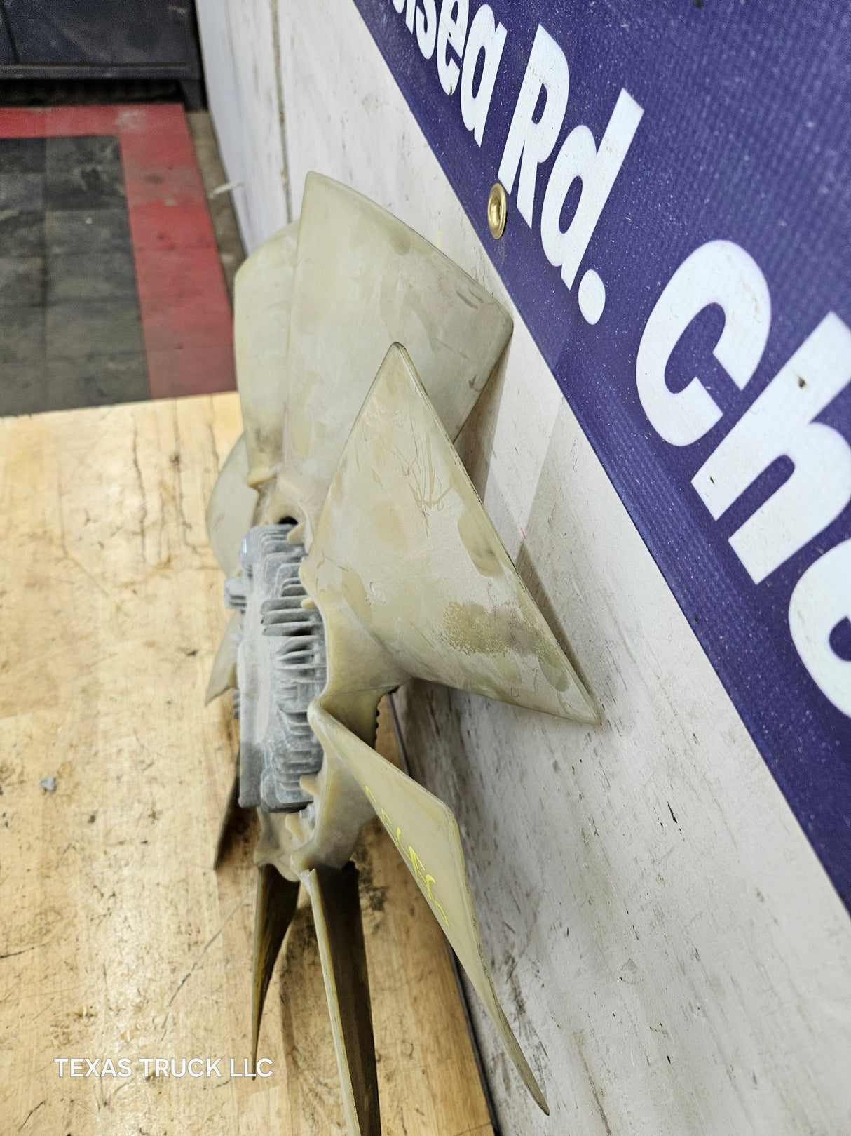 2011-2016 6.7L Power Stroke Cooling Fan & Clutch BC34-8600-CB Ford Super Duty F250 F350 F450 F550