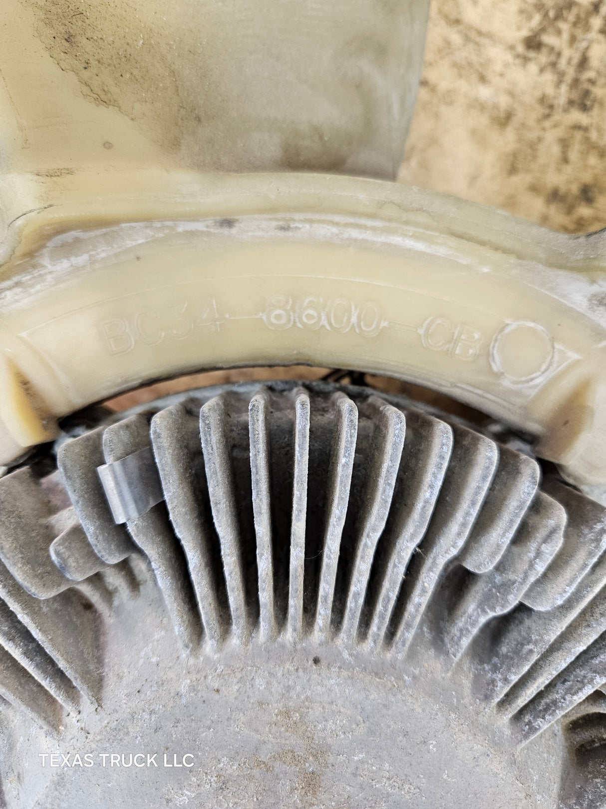 2011-2016 6.7L Power Stroke Cooling Fan & Clutch BC34-8600-CB Ford Super Duty F250 F350 F450 F550