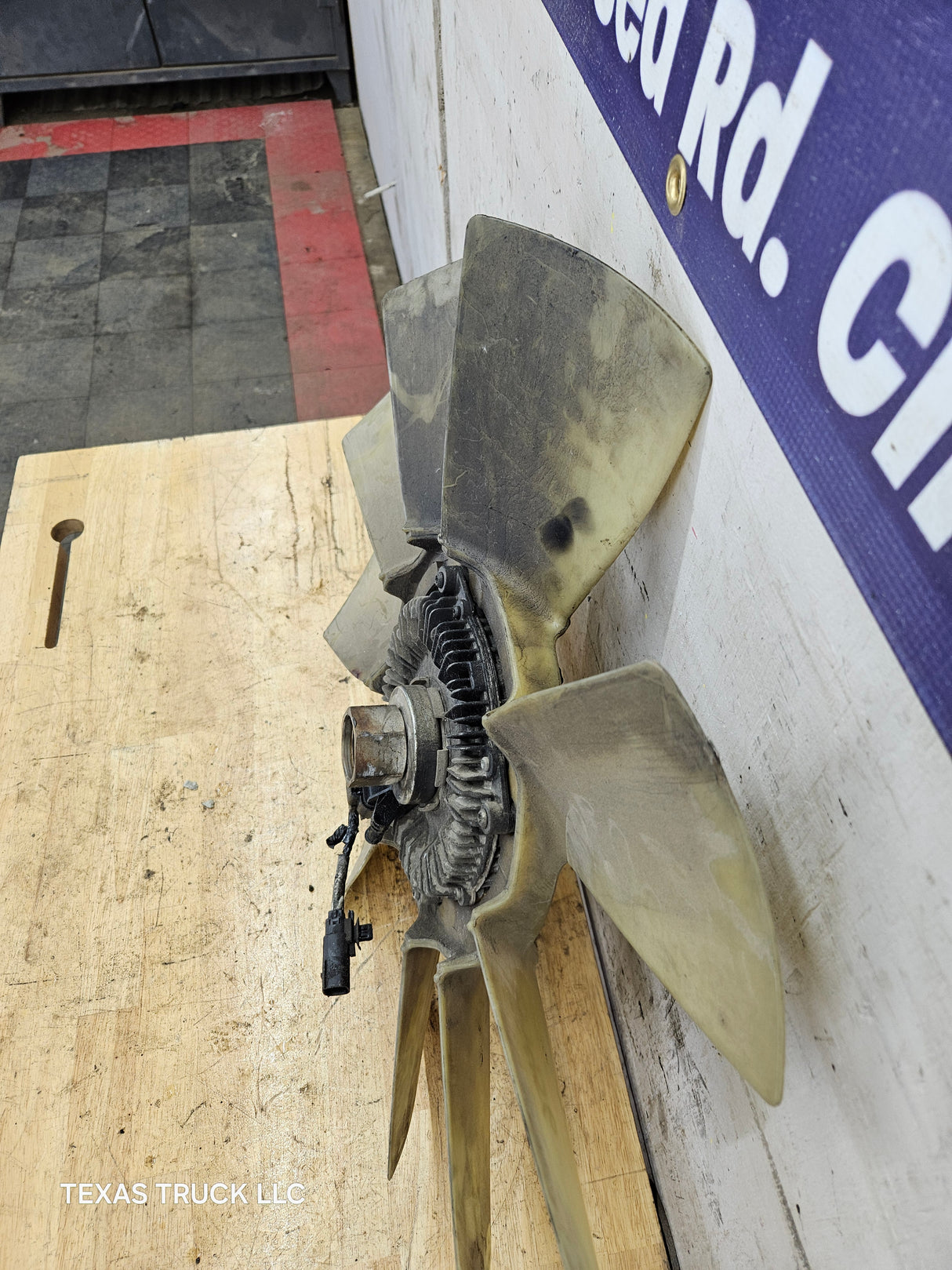 2011-2016 6.7L Power Stroke Cooling Fan & Clutch BC34-8600-CB Ford Super Duty F250 F350 F450 F550