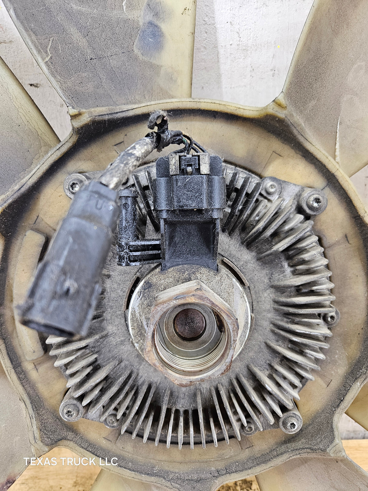 2011-2016 6.7L Power Stroke Cooling Fan & Clutch BC34-8600-CB Ford Super Duty F250 F350 F450 F550