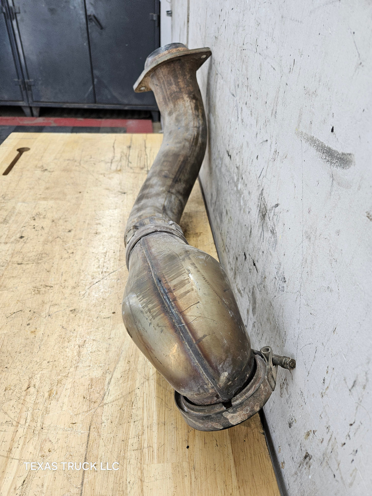 2011-2016 6.7L Power Stroke Exhaust Turbo Down Pipe BC34-6H647-AD Ford Super Duty F250 F350 Pickup