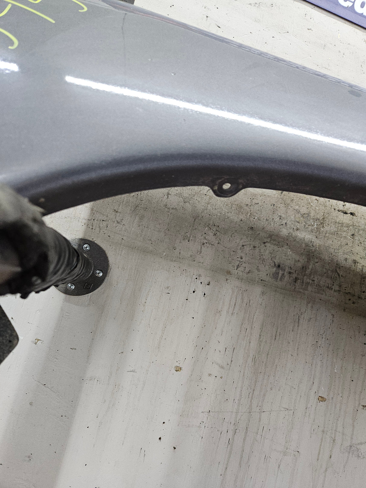 2003-2005 Dodge Ram 3rd Gen 1500 2500 3500 RH Passenger Side Fender