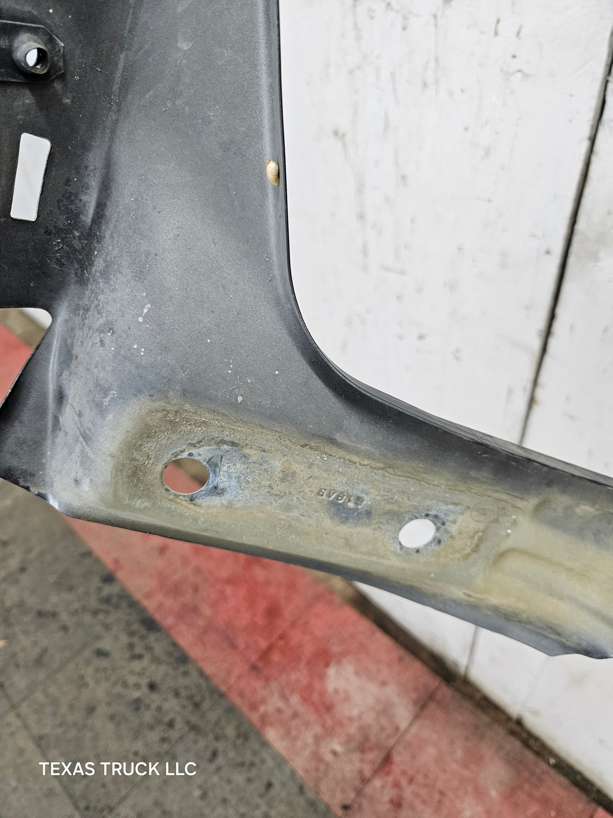 2003-2005 Dodge Ram 3rd Gen 1500 2500 3500 RH Passenger Side Fender