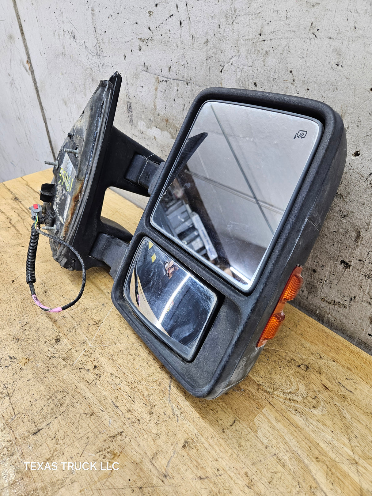 2008-2010 Ford Super Duty F250 F350 F450 F550 RH Passenger Side Power & Heated Towing Mirror OEM
