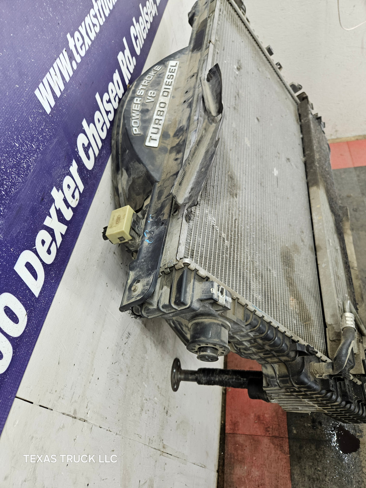 2008-2010 6.4L Power Stroke Radiator Cooling Pack Ford Super Duty F250 F350 F450 F550