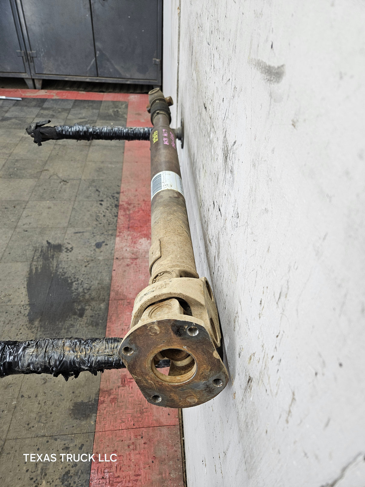 2011-2016 Ford F250 F350 F450 F550 Super Duty Front Drive Shaft BC34-4A376-EA