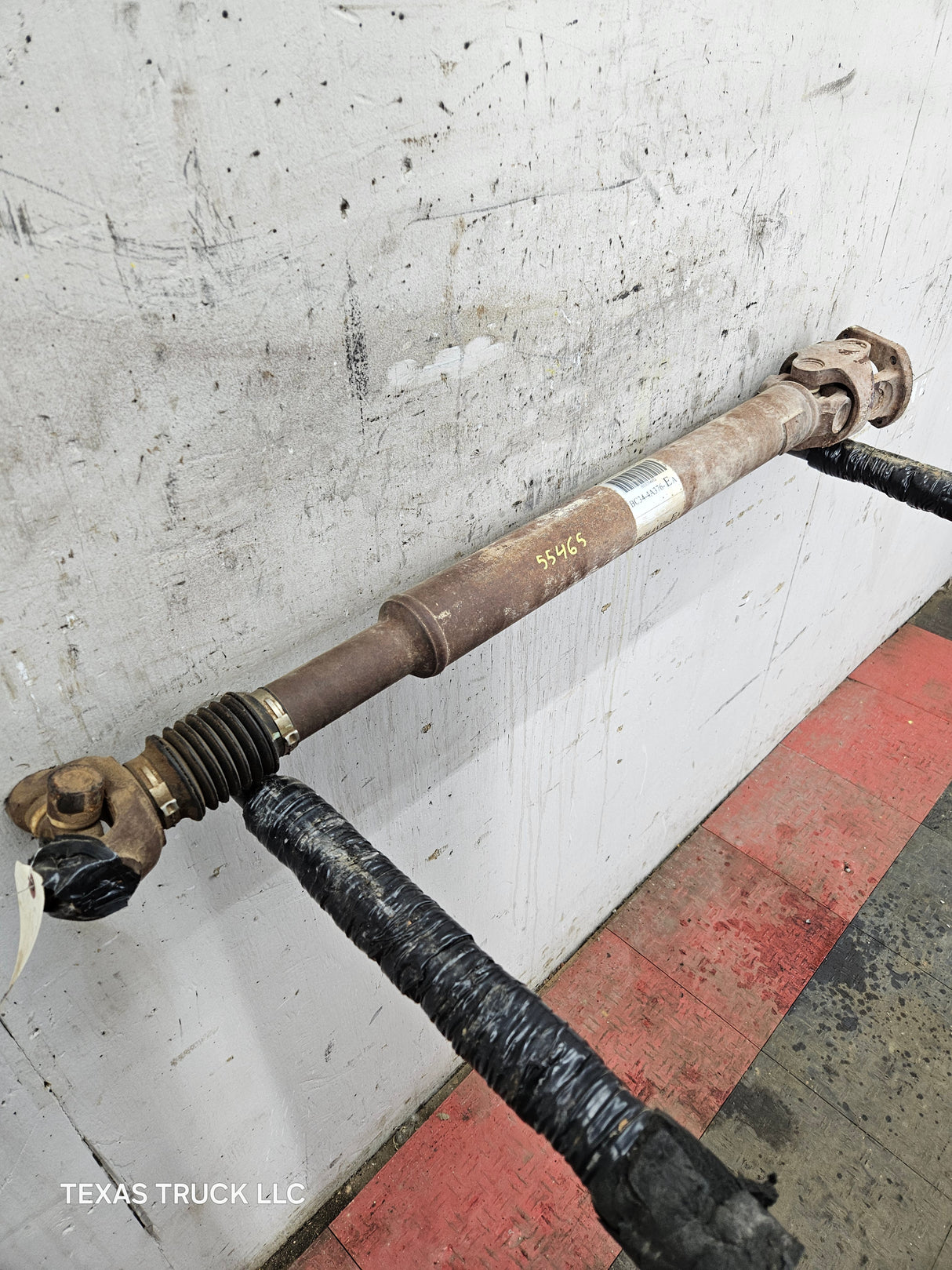 2011-2016 Ford F250 F350 F450 F550 Super Duty Front Drive Shaft BC34-4A376-EA